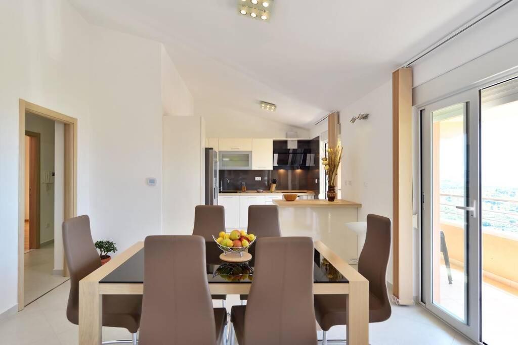 Apartment Jukic Klis Eksteriør bilde