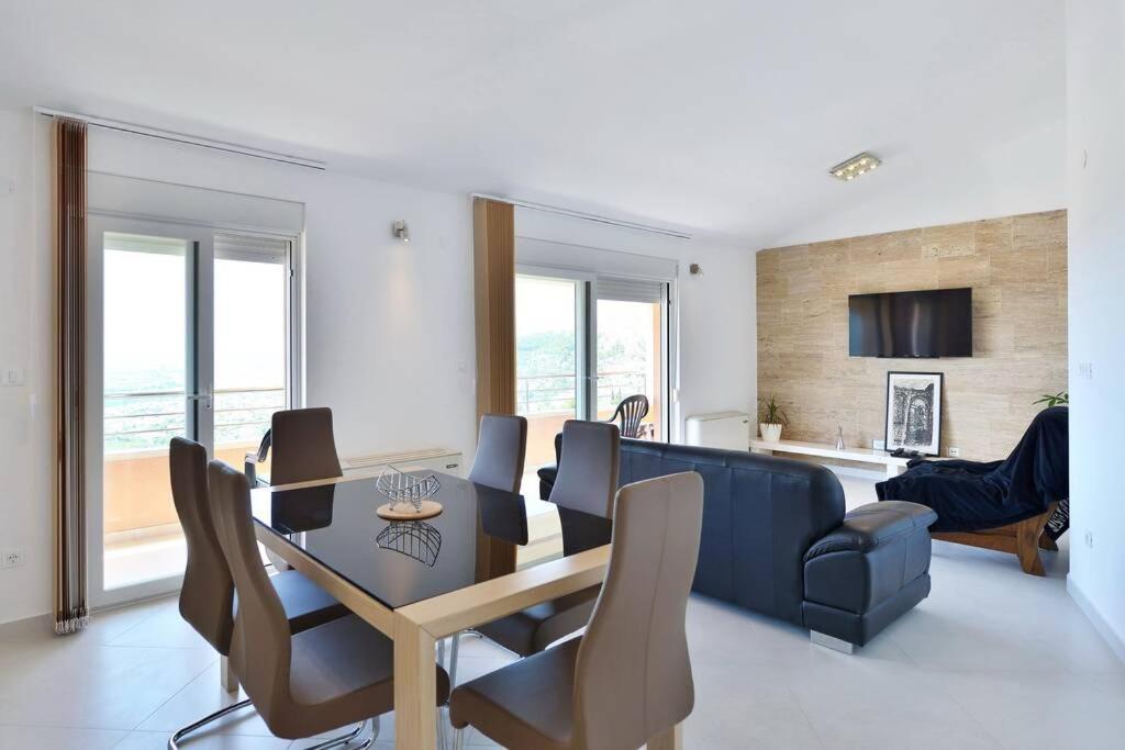 Apartment Jukic Klis Eksteriør bilde
